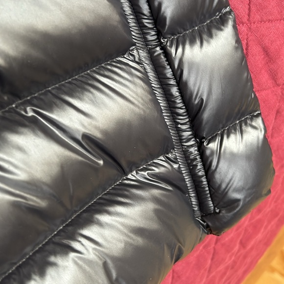 Mackage down puffer coat in like new condition chic warm light Montreal’s best - Picture 14 of 16
